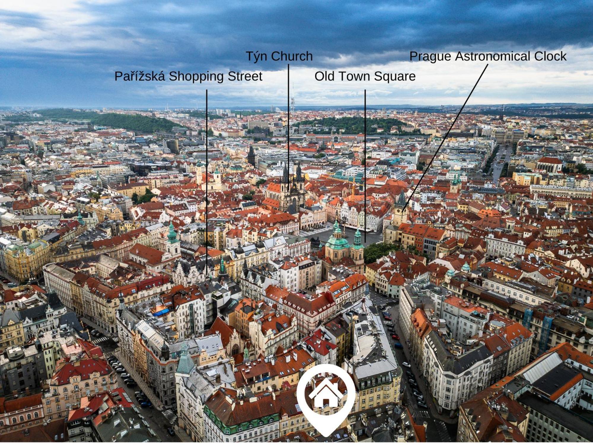The Emerald Praag Buitenkant foto