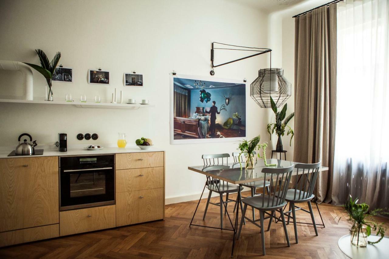 The Emerald Praag Buitenkant foto