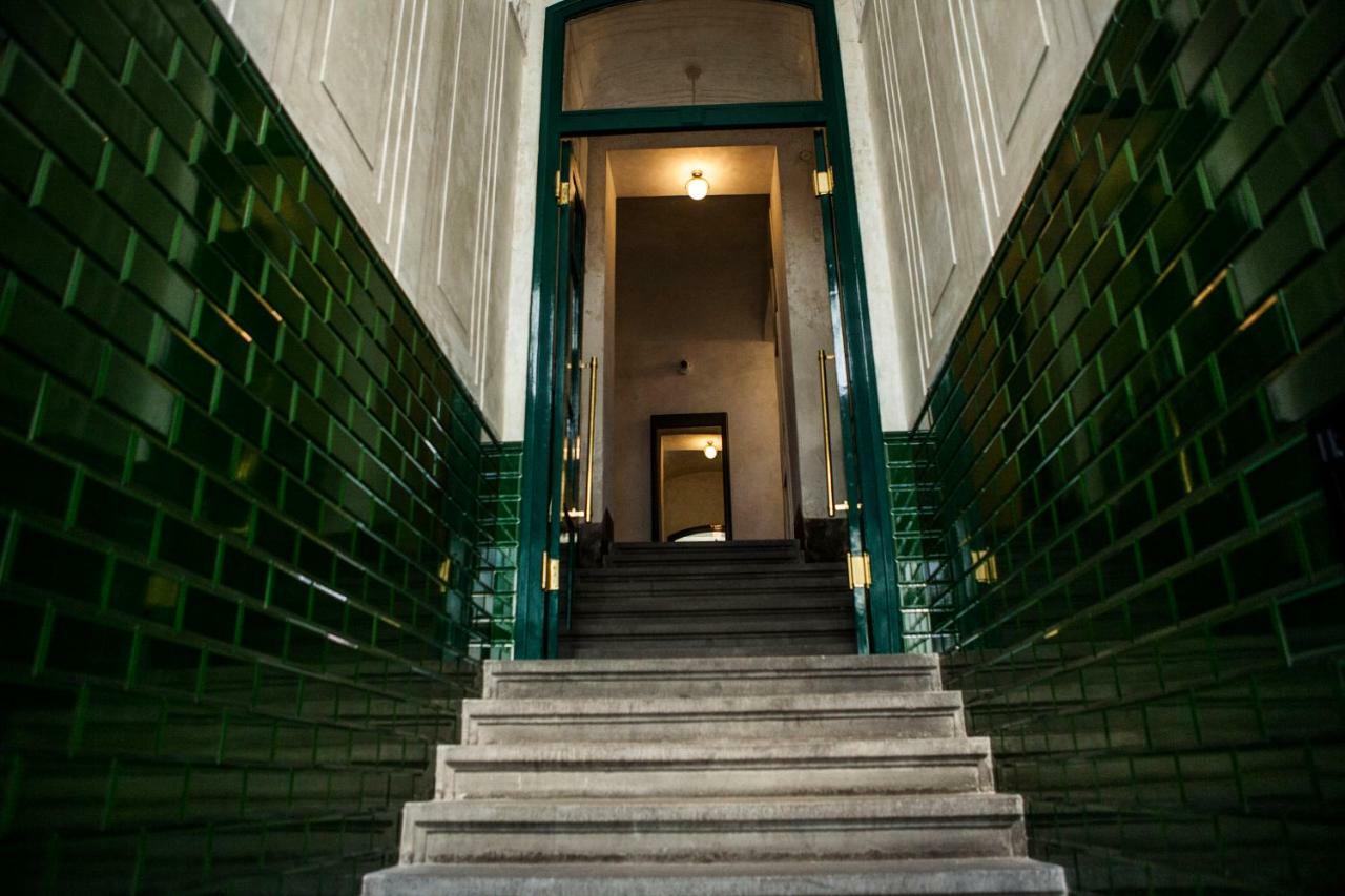 The Emerald Praag Buitenkant foto