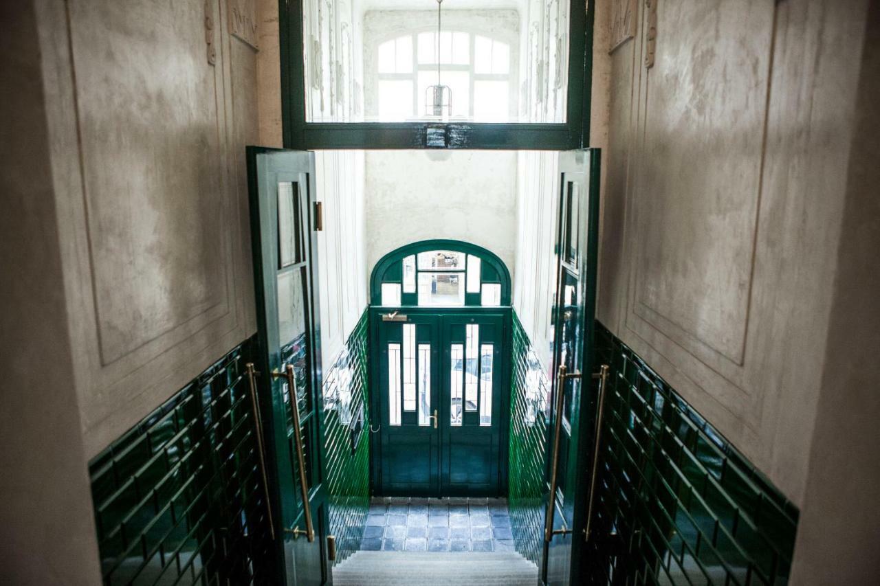 The Emerald Praag Buitenkant foto